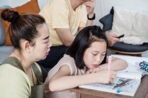 Bí quyết chuẩn bị tài chính đầu tư giáo dục đại học cho con hiệu quả