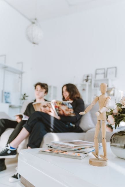 Nhà trường đồng hành cùng phụ huynh nuôi dạy con tuổi dậy thì: Cẩm nang làm bạn cùng con - nhà trường đồng hành cùng phụ huynh nuôi dạy con tuổi dậy thì