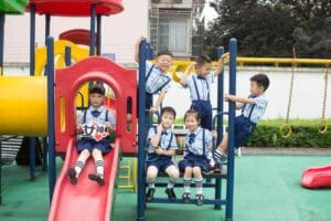 Hướng dẫn 4 bước xây dựng lớp học hạnh phúc mầm non chuẩn khoa học