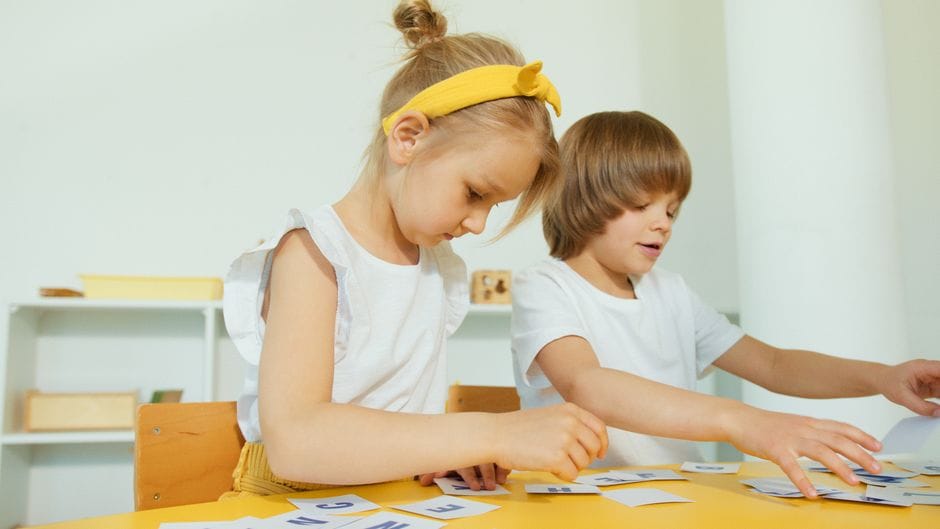 So sánh và áp dụng phương pháp giáo dục hiện đại Montessori và Reggio Emilia cho trẻ - Phương pháp giáo dục hiện đại