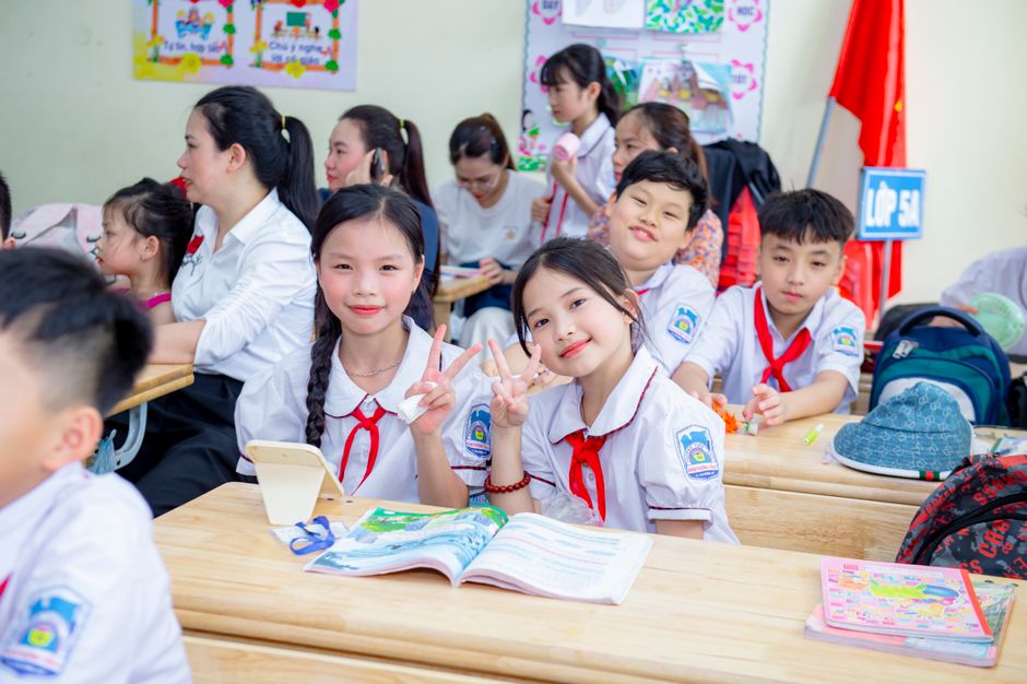 Cẩm nang tìm kiếm môi trường học tập hạnh phúc cho con tại Hà Nội dành cho phụ huynh - Phương pháp giáo dục hiện đại